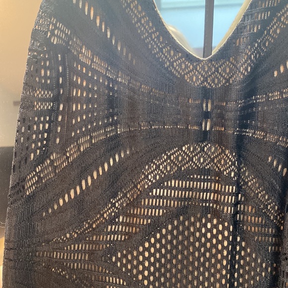 Again Lace Overlay Midi Cocktail Dress with High Slit - Picture 5 of 6